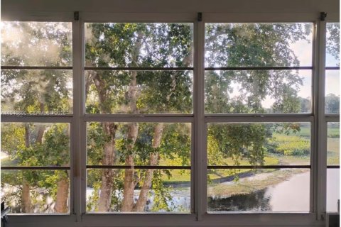 Condo in Davie, Florida, 2 bedrooms  № 2002821 - photo 5