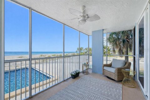 Condo in Venice, Florida, 2 bedrooms № 2229339 - photo 28