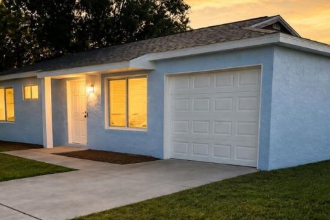 House in North Port, Florida 3 bedrooms, 84.73 sq.m. № 2364803