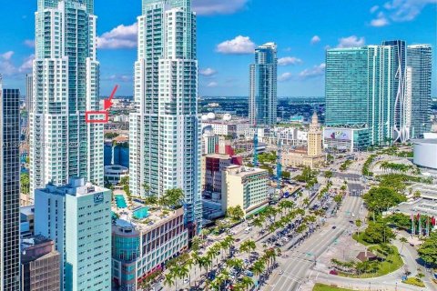 Снять в аренду кондоминиум в Майами, Флорида 2 спальни, 98.29м2, № 2045659 - фото 29