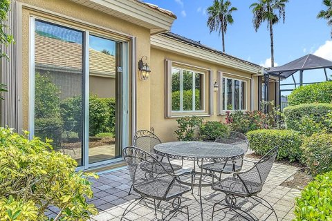 Villa ou maison à vendre à Lakewood Ranch, Floride: 2 chambres, 177.07 m2 № 1912744 - photo 28