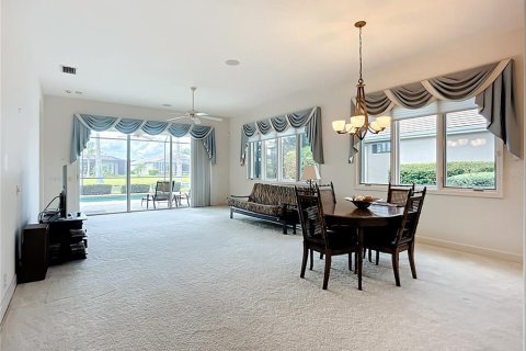 Villa ou maison à vendre à Lakewood Ranch, Floride: 2 chambres, 177.07 m2 № 1912744 - photo 8