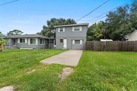 Propiedad comercial en venta en Saint Petersburg, Florida, 3 dormitorios, 230.58 m2 № 1901877 - foto 2