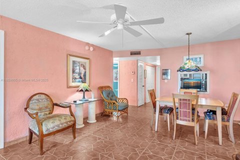 Купить кондоминиум в Санрайз, Флорида 2 спальни, 78.97м2, № 1957562 - фото 11