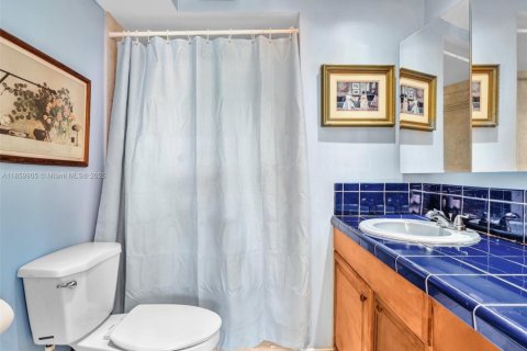 Купить кондоминиум в Санрайз, Флорида 2 спальни, 78.97м2, № 1957562 - фото 20