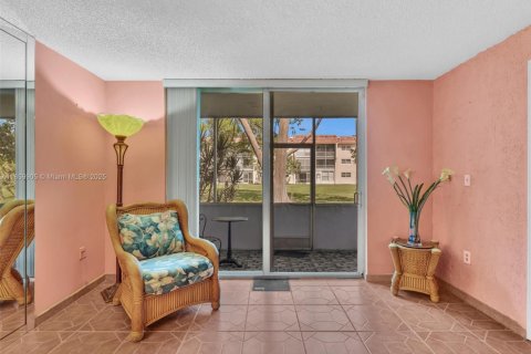 Купить кондоминиум в Санрайз, Флорида 2 спальни, 78.97м2, № 1957562 - фото 16