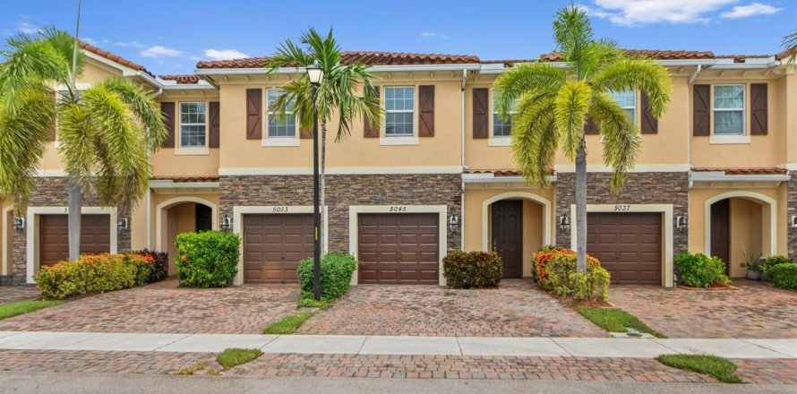 Touwnhouse à West Palm Beach, Floride 3 chambres, 155.43 m2 № 2192504