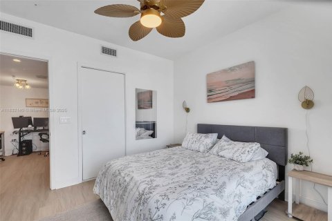 Condominio en venta en Miami, Florida, 1 dormitorio, 78.78 m2 № 1817613 - foto 8