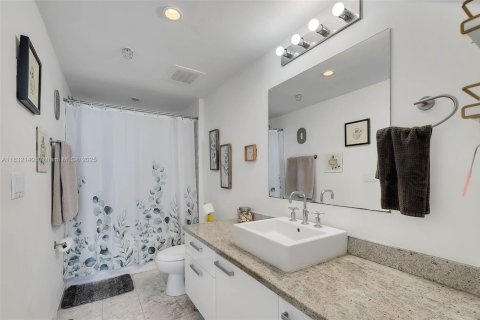 Купить кондоминиум в Майами, Флорида 1 спальня, 78.78м2, № 1817613 - фото 11
