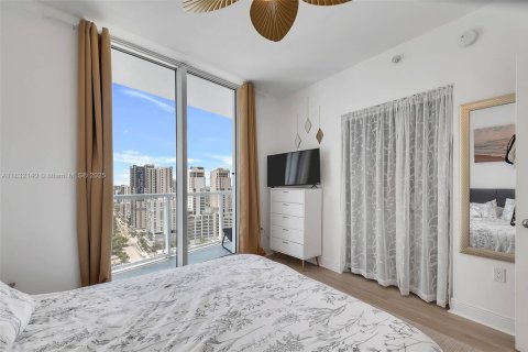 Condominio en venta en Miami, Florida, 1 dormitorio, 78.78 m2 № 1817613 - foto 7