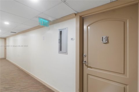 Купить кондоминиум в Авентура, Флорида 5 комнат, 70.14м2, № 1854979 - фото 19