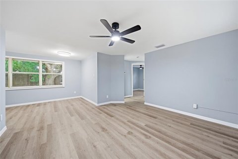 Villa ou maison à vendre à Largo, Floride: 2 chambres, 59.83 m2 № 2408230 - photo 12