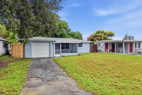 Villa ou maison à vendre à Largo, Floride: 2 chambres, 59.83 m2 № 2408230 - photo 19
