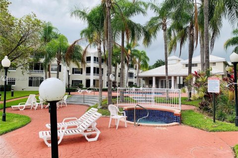 Copropriété à louer à Oakland Park, Floride: 1 chambre, 80.08 m2 № 2028000 - photo 25