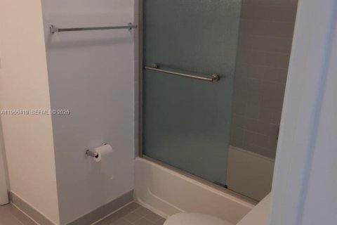 Copropriété à louer à Oakland Park, Floride: 1 chambre, 80.08 m2 № 2028000 - photo 16