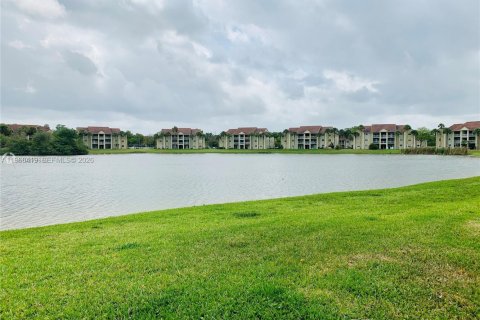 Copropriété à louer à Oakland Park, Floride: 1 chambre, 80.08 m2 № 2028000 - photo 26