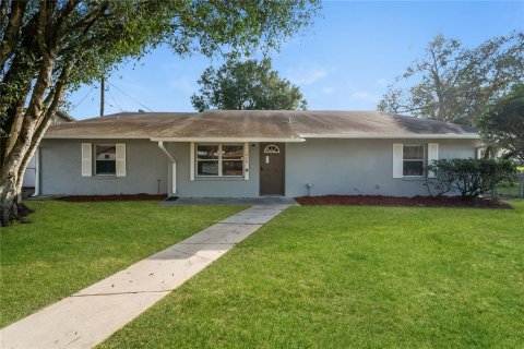 House in Lakeland, Florida 3 bedrooms, 150.5 sq.m. № 1905116 - photo 1