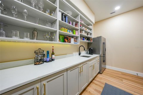 Купить виллу или дом в Аркадия, Флорида 13 комнат, 378.67м2, № 2094391 - фото 18