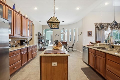 Villa ou maison à vendre à Weeki Wachee, Floride: 4 chambres, 333.61 m2 № 2097088 - photo 24