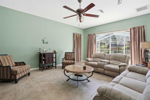 Villa ou maison à vendre à Weeki Wachee, Floride: 4 chambres, 333.61 m2 № 2097088 - photo 15