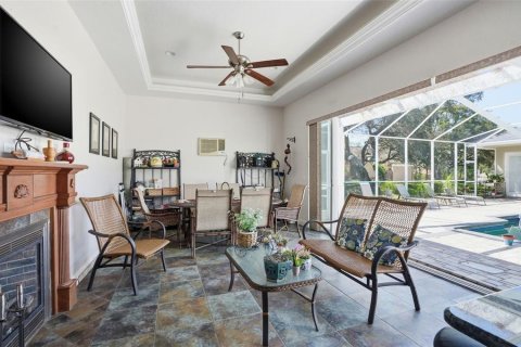 Villa ou maison à vendre à Weeki Wachee, Floride: 4 chambres, 333.61 m2 № 2097088 - photo 6