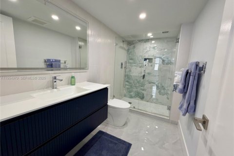 Condominio en alquiler en Hallandale Beach, Florida, 2 dormitorios, 181.62 m2 № 2026345 - foto 10