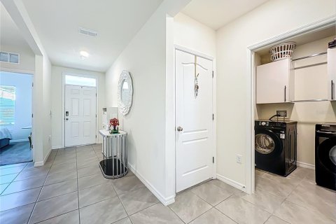 Villa ou maison à vendre à Zellwood, Floride: 3 chambres, 155.98 m2 № 2098172 - photo 2