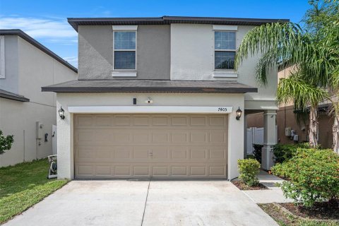 House in Tampa, Florida 4 bedrooms, 167.69 sq.m. № 1786783 - photo 1