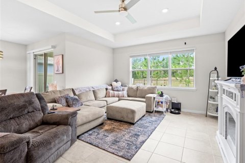 House in DeLand, Florida 4 bedrooms, 171.87 sq.m. № 2228042 - photo 15