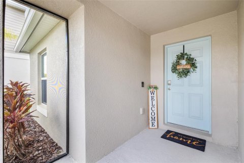 Casa en venta en Fish Hawk, Florida, 4 dormitorios, 171.87 m2 № 1918543 - foto 4