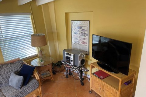 House in Tavernier, Florida 2 bedrooms, 82.78 sq.m. № 1797552 - photo 4
