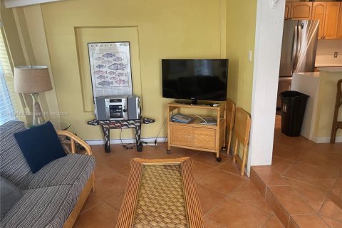 House in Tavernier, Florida 2 bedrooms, 82.78 sq.m. № 1797552 - photo 16