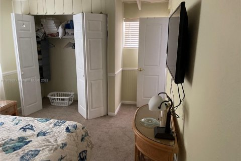 House in Tavernier, Florida 2 bedrooms, 82.78 sq.m. № 1797552 - photo 7