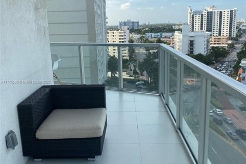 Condominio en venta en Miami Beach, Florida, 1 dormitorio, 49.24 m2 № 2034851 - foto 8