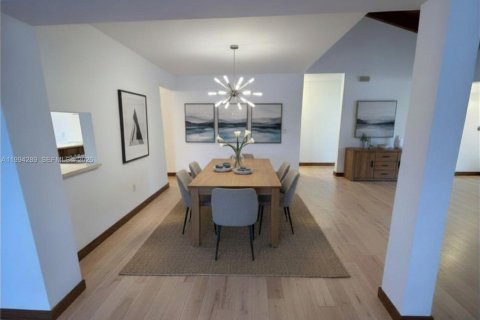 Casa en venta en Miami, Florida, 2 dormitorios, 132.39 m2 № 2058613 - foto 8