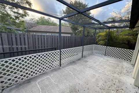 Casa en venta en Miami, Florida, 2 dormitorios, 132.39 m2 № 2058613 - foto 27