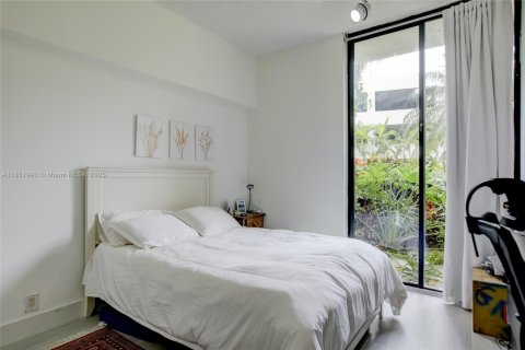 Condo in Aventura, Florida, 2 bedrooms  № 1960201 - photo 16