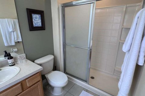 Touwnhouse à vendre à Kissimmee, Floride: 4 chambres, 151.99 m2 № 2312278 - photo 15