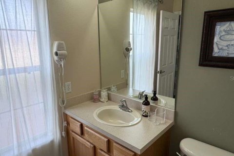 Touwnhouse à vendre à Kissimmee, Floride: 4 chambres, 151.99 m2 № 2312278 - photo 14