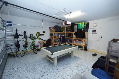 Villa ou maison à vendre à Miami, Floride: 4 chambres, 205.59 m2 № 1949969 - photo 27