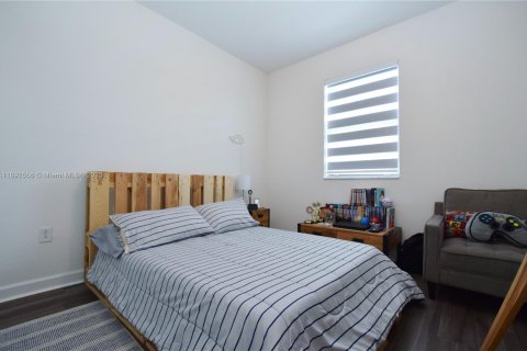 Villa ou maison à vendre à Miami, Floride: 4 chambres, 205.59 m2 № 1949969 - photo 22