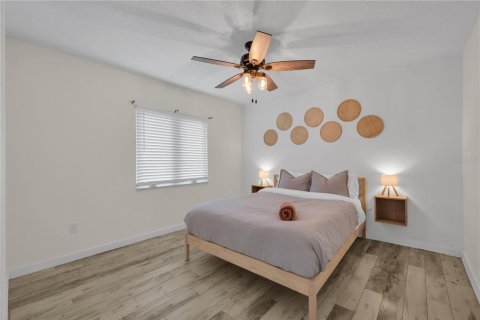 Villa ou maison à louer à Tampa, Floride: 3 chambres, 134.71 m2 № 2413999 - photo 10