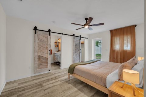 Villa ou maison à louer à Tampa, Floride: 3 chambres, 134.71 m2 № 2413999 - photo 11