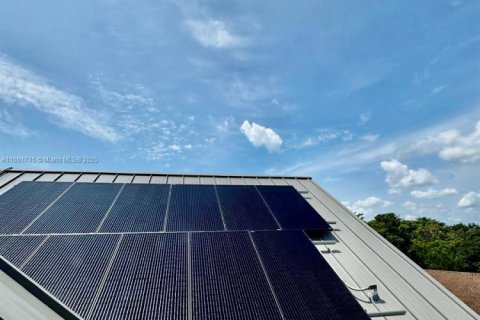 Townhouse in Miami, Florida 4 bedrooms, 201.6 sq.m. № 1958616 - photo 10