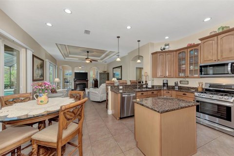 House in North Port, Florida 4 bedrooms, 251.86 sq.m. № 1122918 - photo 19
