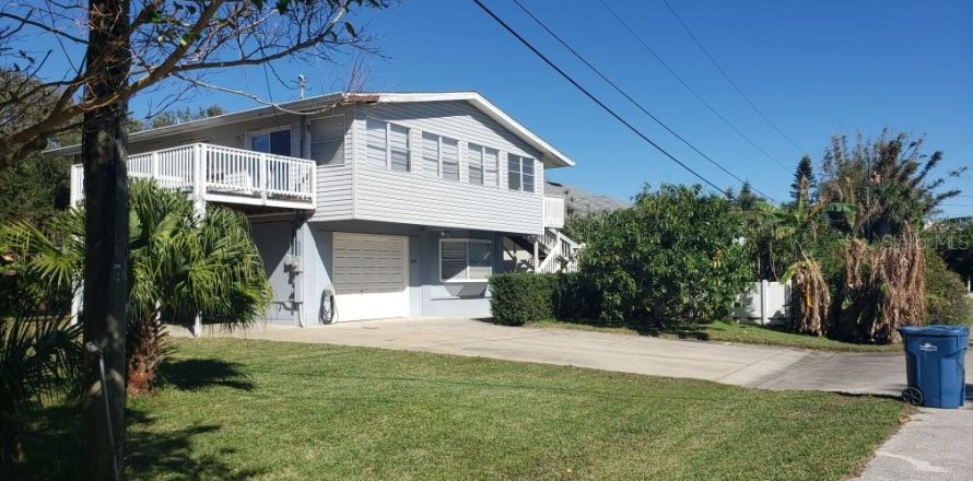 Villa ou maison à New Smyrna Beach, Floride 3 chambres, 157.56 m2 № 1532958