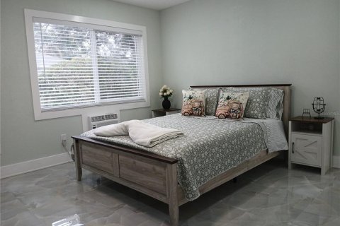 Condominio en venta en Tampa, Florida, 1 dormitorio, 31.22 m2 № 2206682 - foto 3
