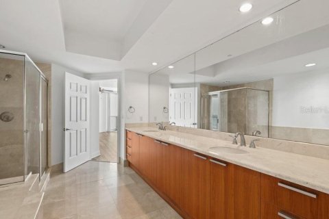 Condominio en alquiler en Holly Hill, Florida, 2 dormitorios, 142.79 m2 № 2284035 - foto 8