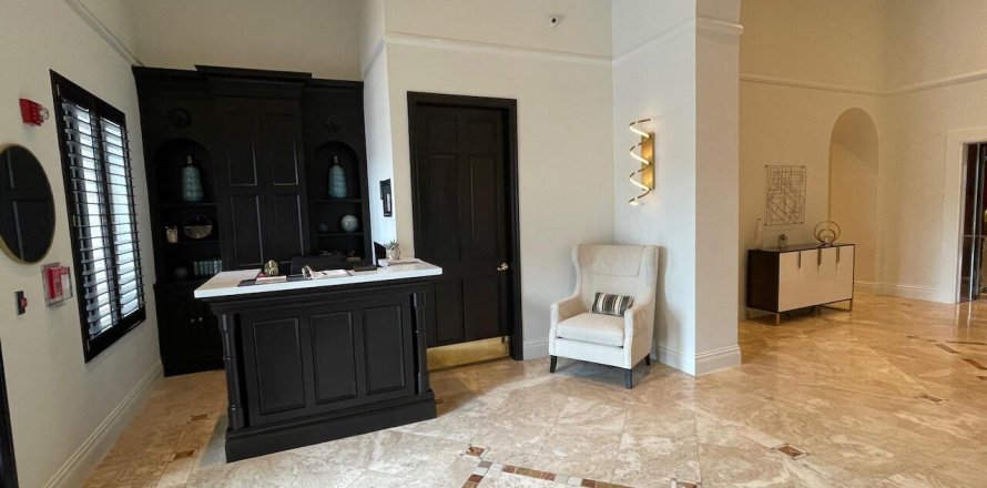 Кондоминиум с 2 спальнями в Уэст-Палм-Бич, Флорида № 959319