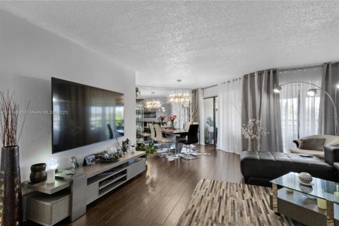 Condo in Boca Raton, Florida, 2 bedrooms  № 1809140 - photo 19